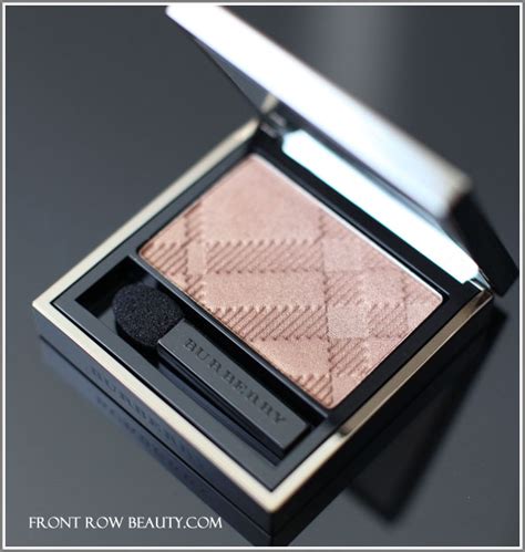 burberry augen sheer eyeshadow pallido barley|Burberry Pale Barley Eyeshadow Review, Photos, Swatches.